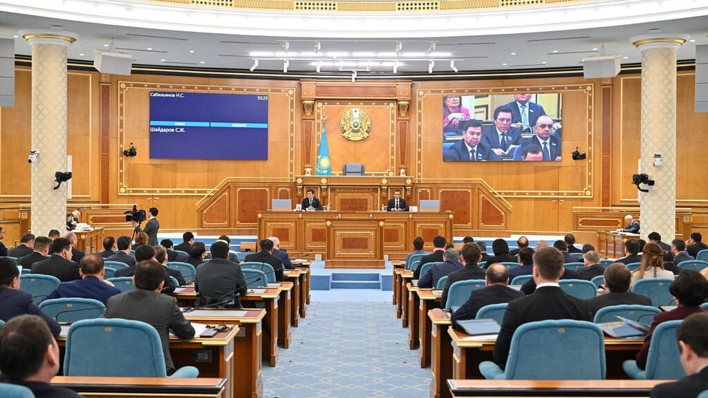 The Parliament holds first reading of the Constitutional Law on the Special Status of Alatau City